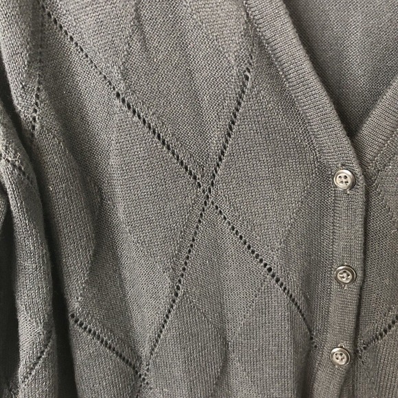 Croft & Barrow NWT Women's Black 3 Button Diamond Pattern Lightweight Cardigan L - Picture 2 of 8